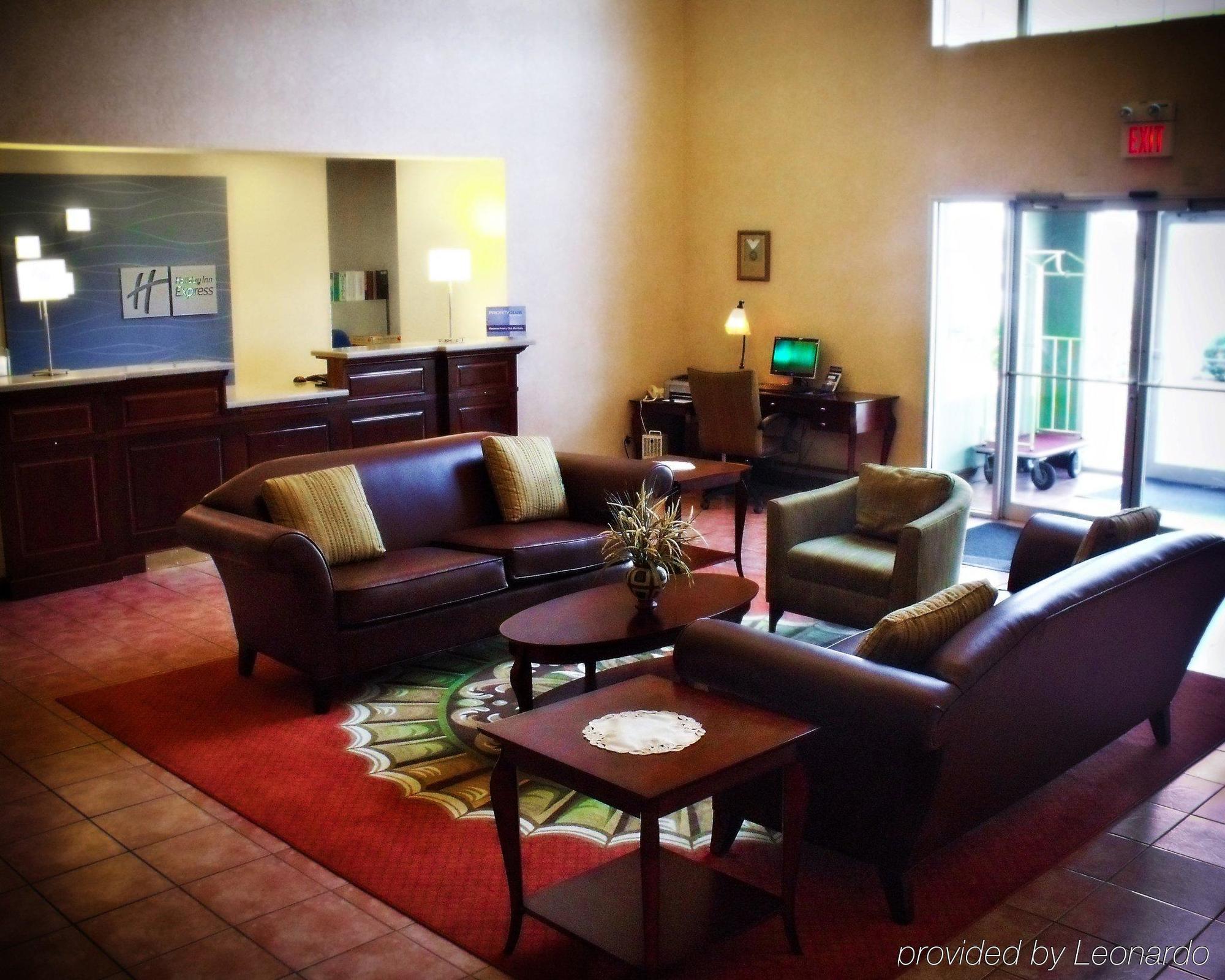 Seasons Inn & Suites Highland Εσωτερικό φωτογραφία
