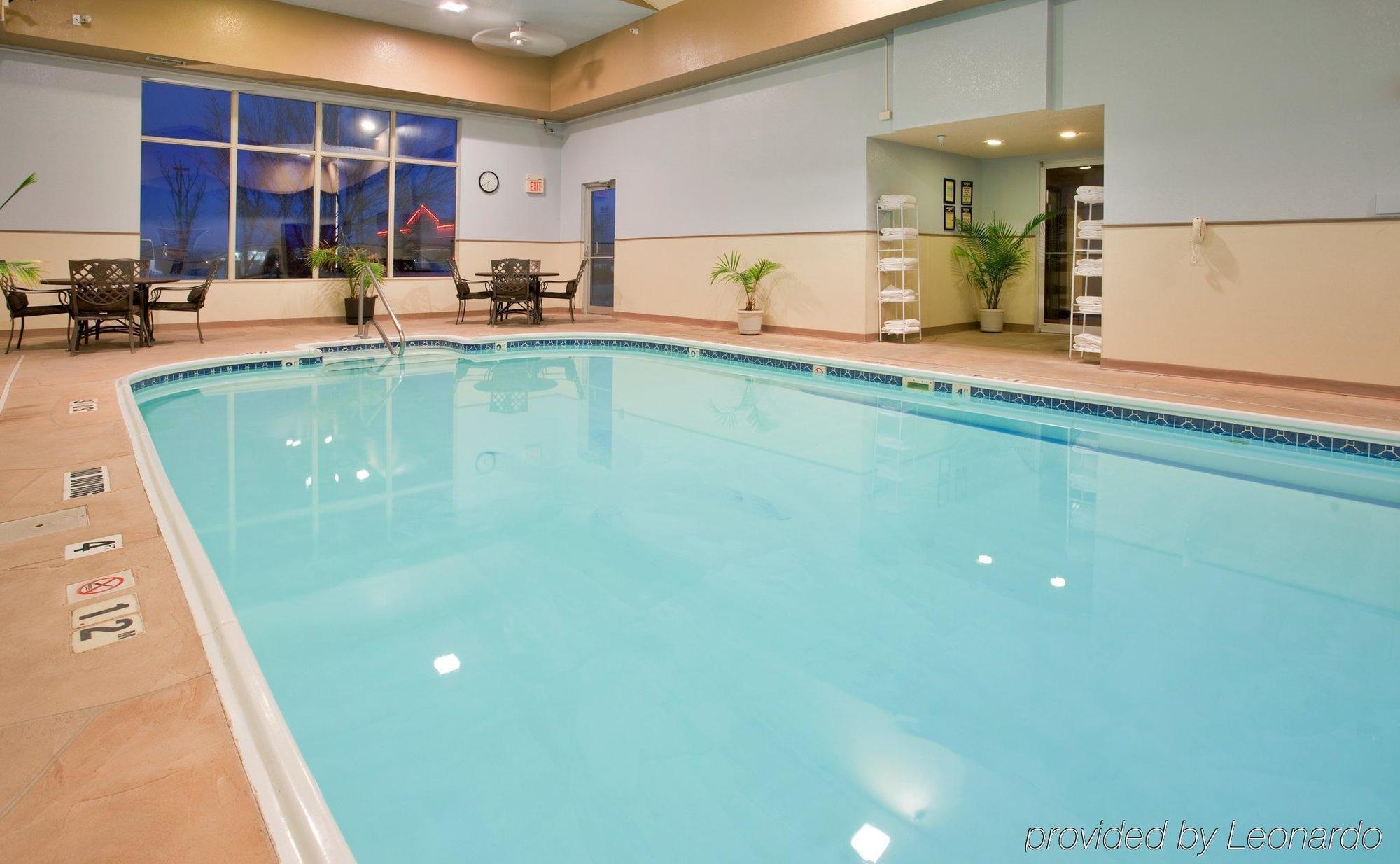 Seasons Inn & Suites Highland Ανέσεις φωτογραφία