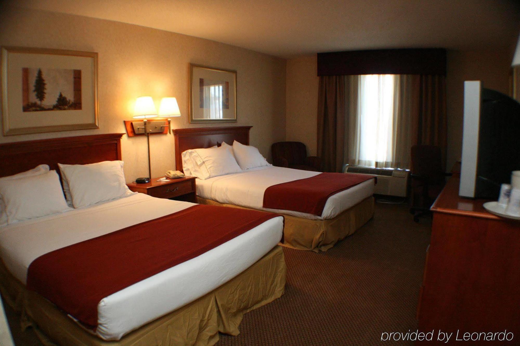 Seasons Inn & Suites Highland Δωμάτιο φωτογραφία